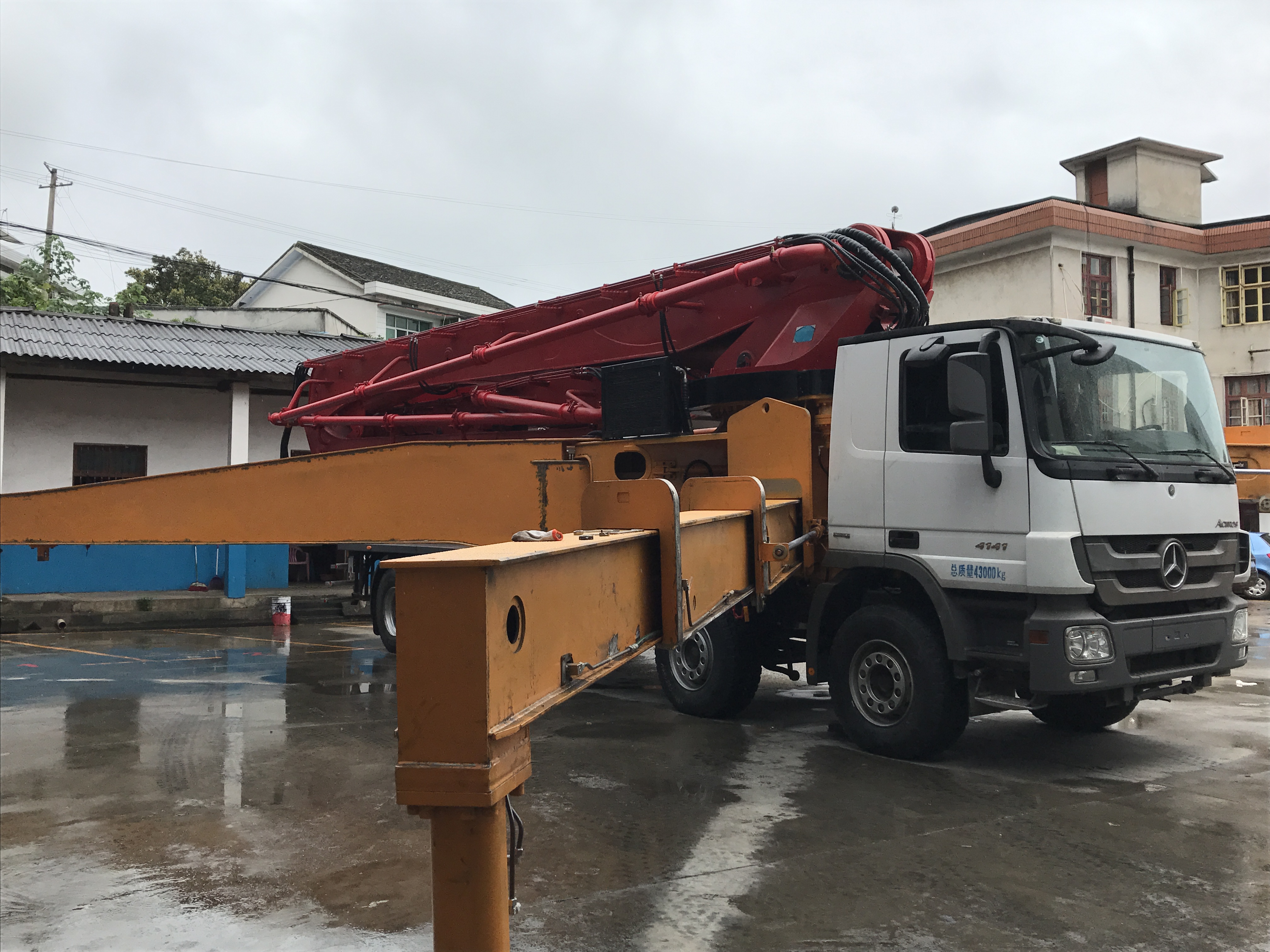 混凝土泵车反泵